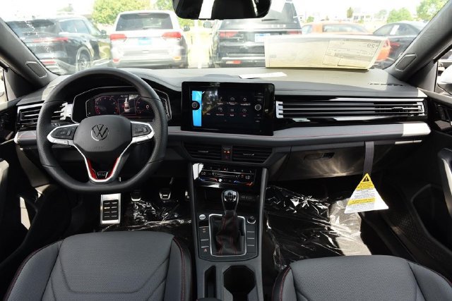 New 2026 Volkswagen Jetta GLI Autobahn FWD image 7