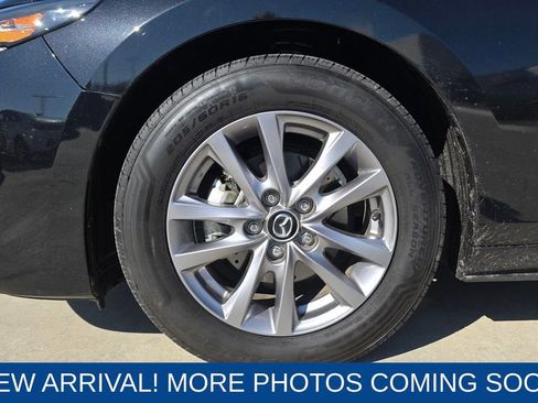 Used 2021 MAZDA MAZDA3 Sedan image 10