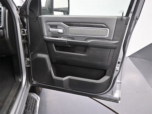 Used 2023 RAM 2500 Big Horn w/ Level 1 Equipment Group image 21