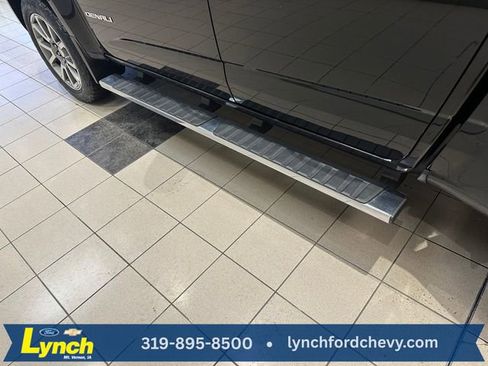 Used 2017 GMC Canyon Denali image 23