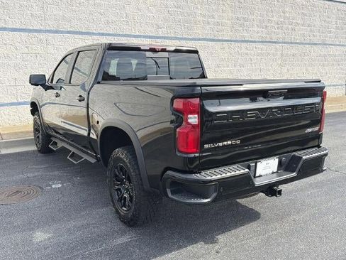 Used 2023 Chevrolet Silverado 1500 ZR2 w/ Technology Package AWD/4WD image 5