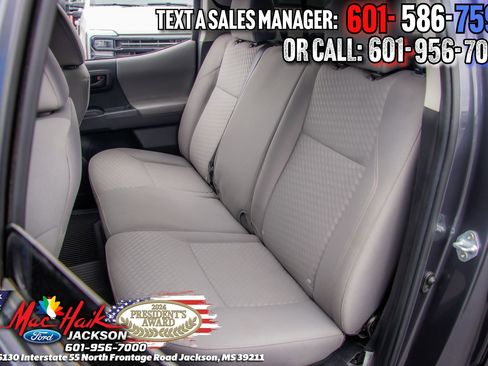 Used 2023 Toyota Tacoma SR AWD/4WD image 10