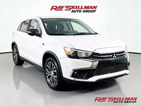 Used 2018 Mitsubishi Outlander Sport ES image 1