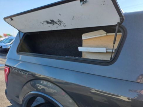 Used 2016 Ford F150 XLT w/ Equipment Group 302A Luxury image 11