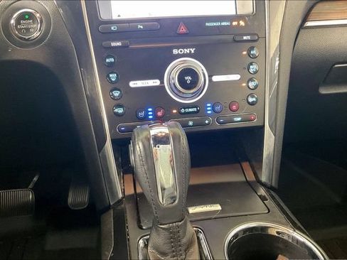 Used 2019 Ford Explorer Limited w/ Class III Trailer Tow Package AWD/4WD image 8