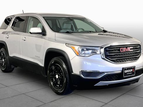 Used 2017 GMC Acadia SLE FWD image 3