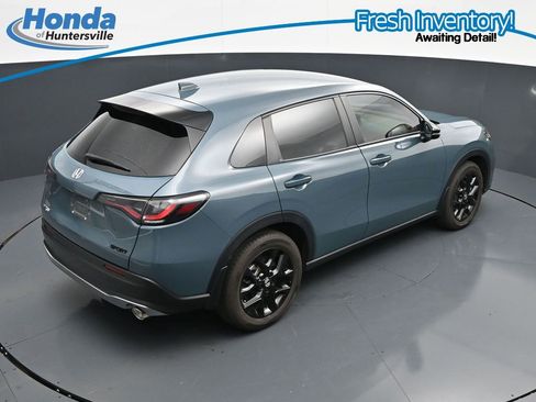 Used 2025 Honda HR-V Sport image 31