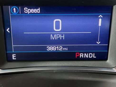 Used 2023 Chevrolet Equinox LT w/ Driver Convenience Package AWD/4WD image 12