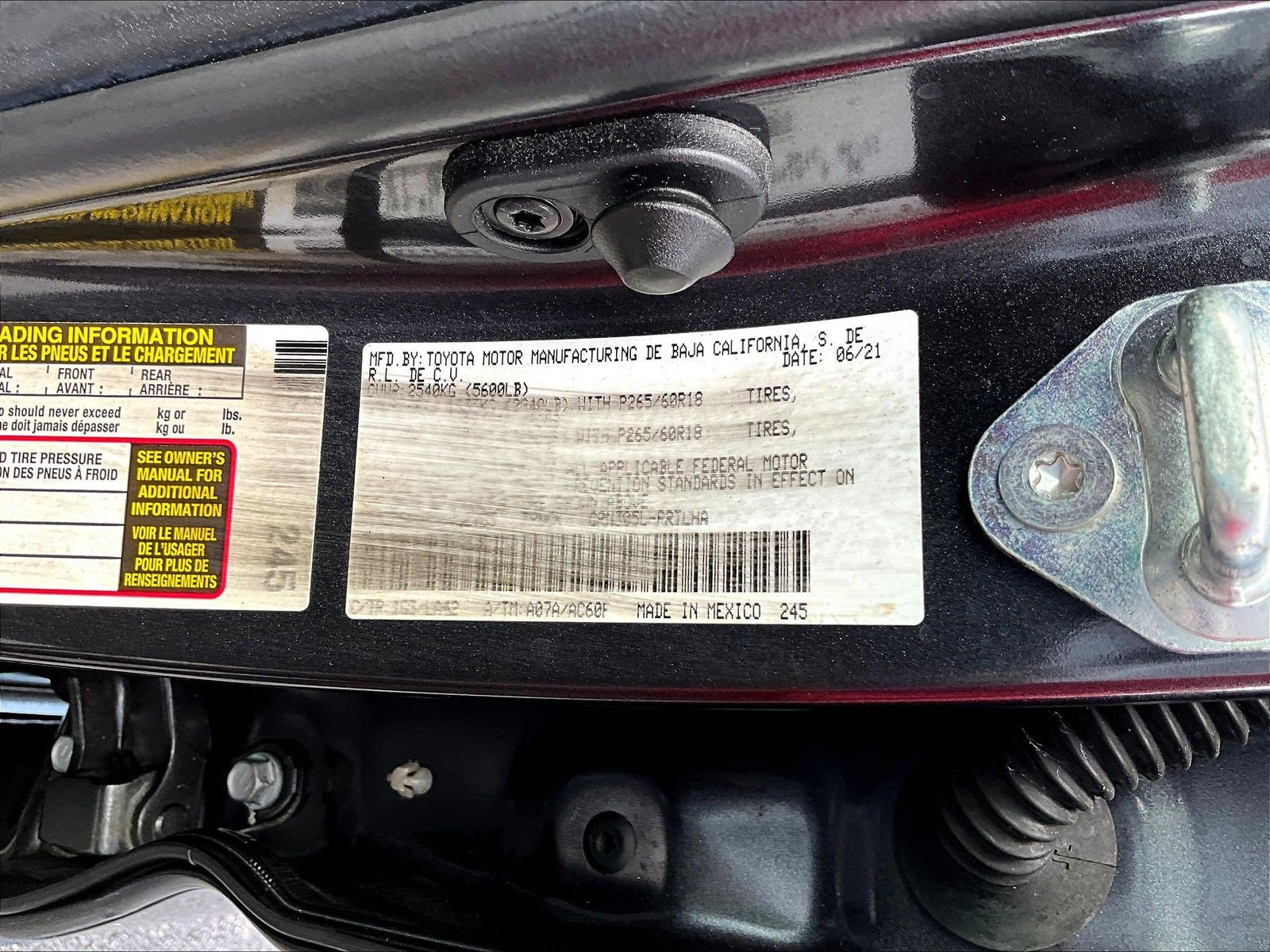 Used 2021 Toyota Tacoma Limited AWD/4WD image 17