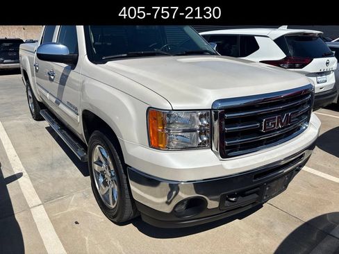 Used 2013 GMC Sierra 1500 SLT w/ SLT White Diamond Edition AWD/4WD image 14