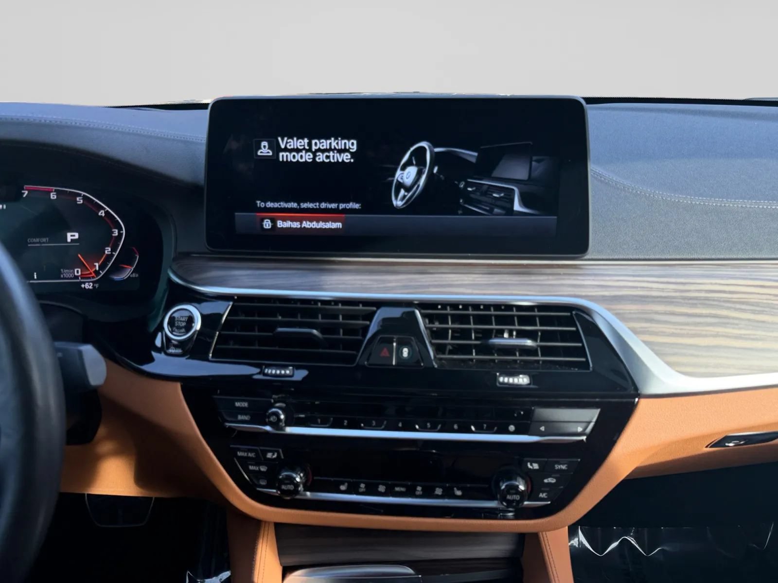 Used 2021 BMW M550i xDrive w/ Executive Package AWD/4WD image 19