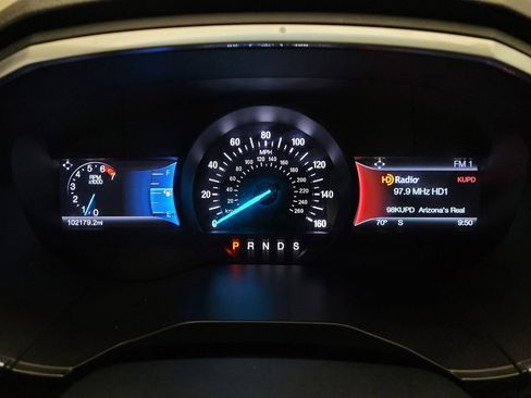 Used 2017 Ford Edge Titanium w/ Equipment Group 301A AWD/4WD image 23
