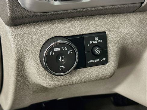 Used 2015 GMC Acadia SLT AWD/4WD image 17