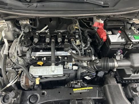 Used 2021 Nissan Versa S FWD image 22