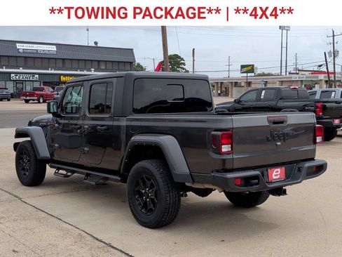 Used 2023 Jeep Gladiator Sport AWD/4WD image 6