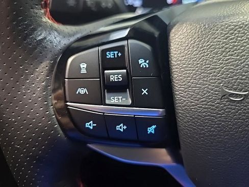 Used 2022 Ford Explorer ST-Line image 15