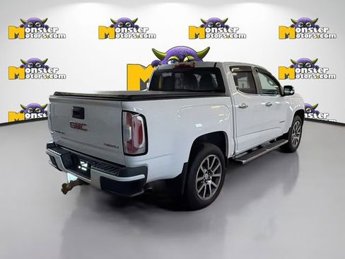 Used 2018 GMC Canyon Denali image 4