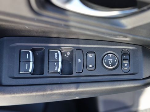 Used 2023 Honda Accord EX image 12