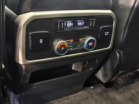 Used 2020 Ford Expedition Max XLT w/ Equipment Group 202A AWD/4WD image 32