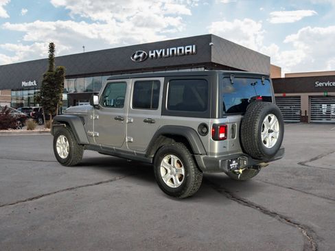 Used 2020 Jeep Wrangler Unlimited Sport S image 3