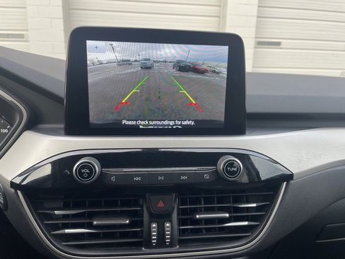 Used 2022 Ford Escape SE w/ Convenience Package image 26