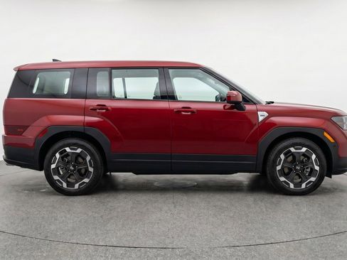 Used 2025 Hyundai Santa Fe SEL image 11