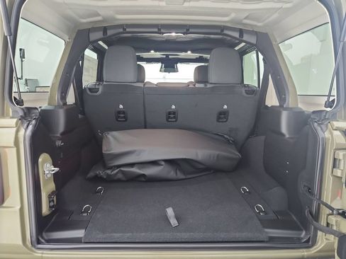 New 2026 Jeep Wrangler Unlimited Rubicon AWD/4WD image 23