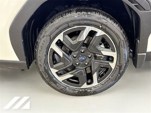 New 2025 Subaru Forester Limited image 33