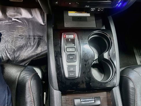 Used 2022 Honda Pilot Black Edition image 17