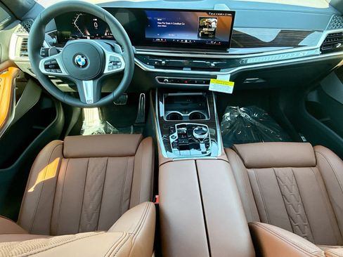 New 2026 BMW X7 xDrive40i w/ Executive Package image 17