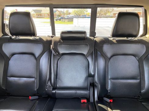 Used 2019 RAM 1500 Laramie AWD/4WD image 28