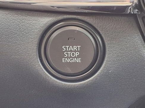 Certified 2025 MAZDA CX-30 AWD 2.5 S w/ Preferred Package image 23