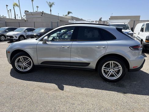 Used 2024 Porsche Macan AWD/4WD image 7