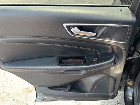 Used 2015 Ford Edge Titanium AWD/4WD image 33