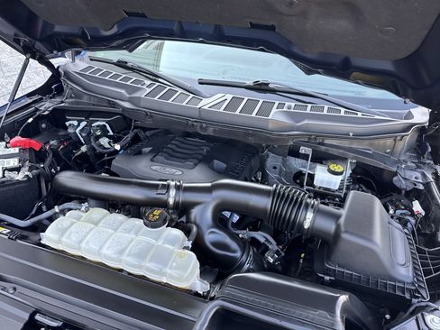 Certified 2022 Ford F150 XLT w/ Equipment Group 302A High image 53