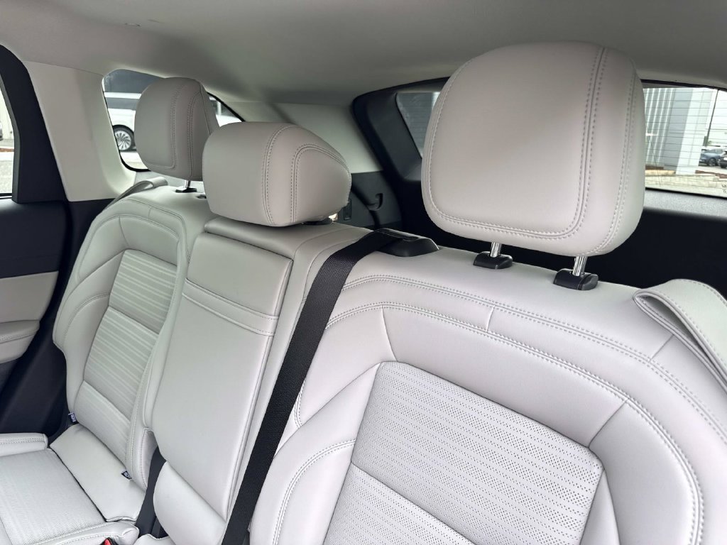New 2026 Lincoln Nautilus Reserve AWD/4WD image 14