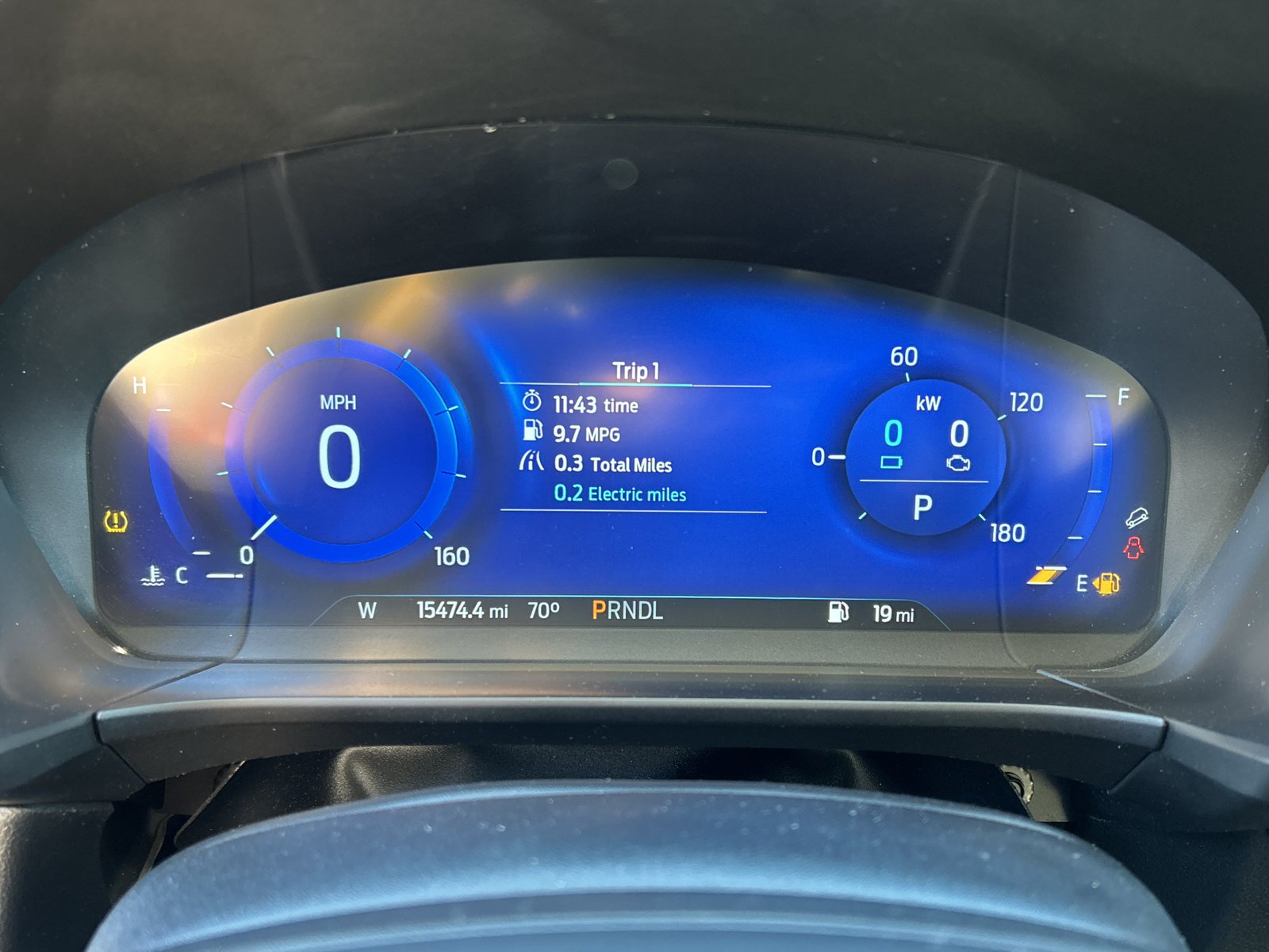Used 2020 Ford Escape SE Sport FWD image 17