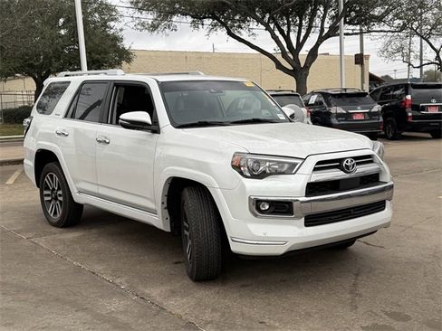 Used 2024 Toyota 4Runner Limited image 3