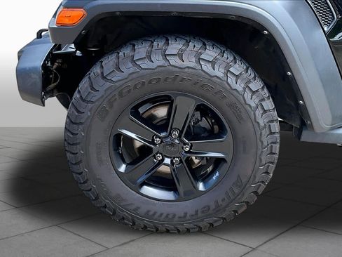 Used 2022 Jeep Wrangler Unlimited Sport AWD/4WD image 8