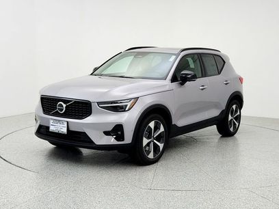 New 2026 Volvo XC40 B5 Plus w/ Protection Package Premier