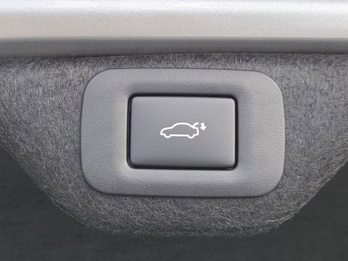 New 2025 Lexus ES 350 Ultra Luxury image 33