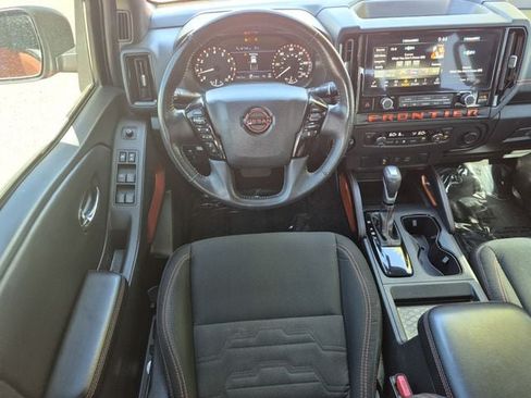 Certified 2025 Nissan Frontier PRO-4X AWD/4WD image 21