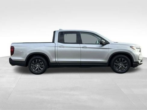 Certified 2022 Honda Ridgeline Sport image 8