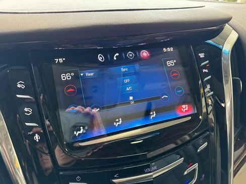 Used 2015 Cadillac Escalade ESV Premium AWD/4WD image 26