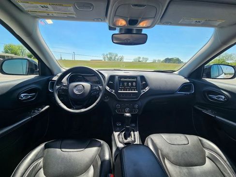 Used 2023 Jeep Cherokee Altitude Lux image 12