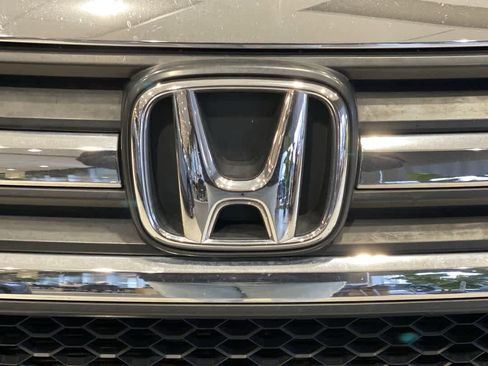 Used 2016 Honda Pilot EX image 10