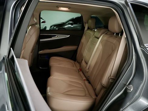 Used 2023 Lincoln Nautilus Reserve w/ Monochromatic Package image 29