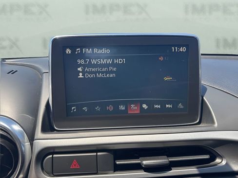 Used 2018 FIAT 124 Spider Classica w/ Technology & Siriusxm Group RWD image 16