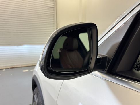 Used 2024 BMW X5 xDrive40i w/ Premium Package image 19