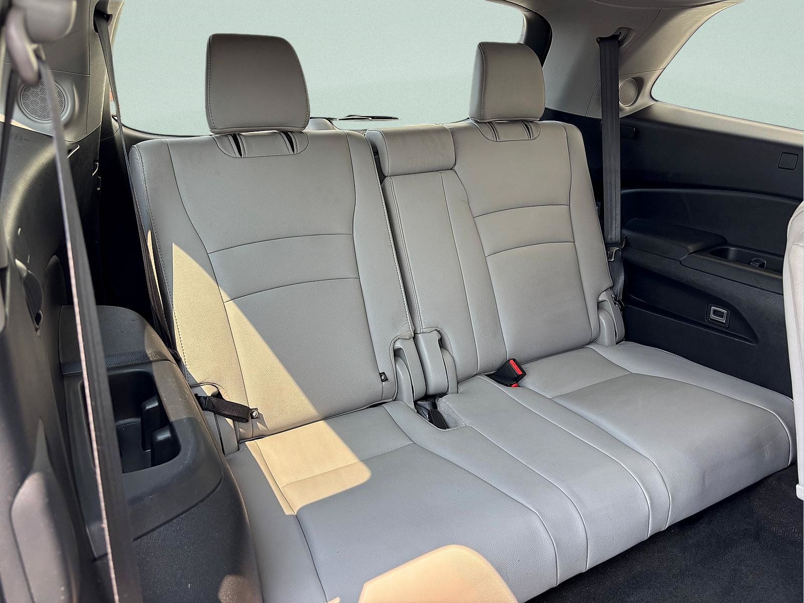 Certified 2022 Honda Pilot Touring image 32